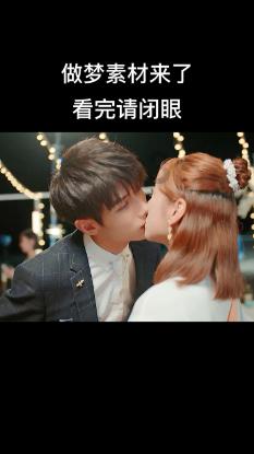 乌导弹击中俄运输机，死的却是自己人，泽连斯基敢做不敢认